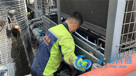 中央空調(diào)壓縮機(jī)維修 中央空調(diào)壓縮機(jī)維修