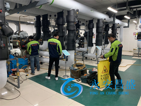 中央空調(diào)室內(nèi)風機維修 中央空調(diào)室內(nèi)風機維修