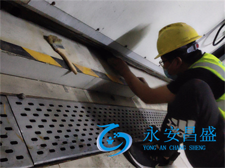 大型空調(diào)新風(fēng)機清洗 大型空調(diào)新風(fēng)機清洗