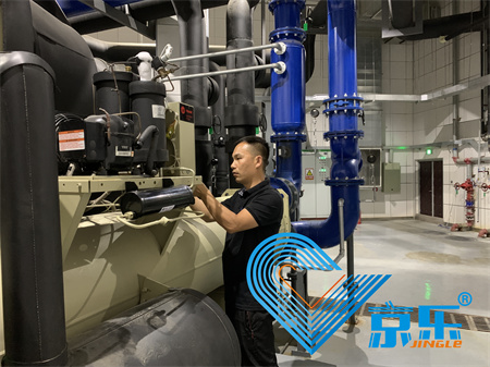 中央空調(diào)不制冷換氟利昂 壓縮機(jī)故障維修 專業(yè)團(tuán)隊(duì)上門檢測(cè)