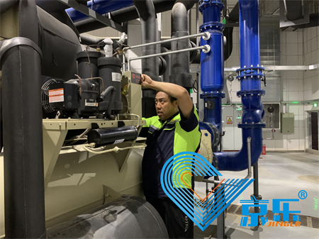 專業(yè)維修空調(diào)公司24小時(shí)極速上門 空調(diào)漏水噪音全解決